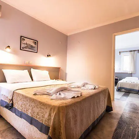 Hanedan 3* Foça
