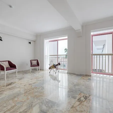 Hanedan 3* Foça