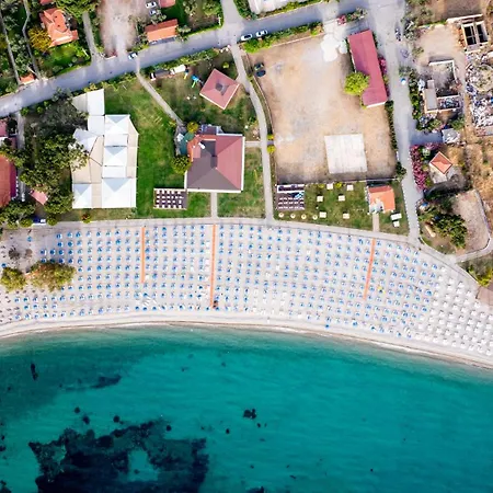 Resort Hanedan 3*