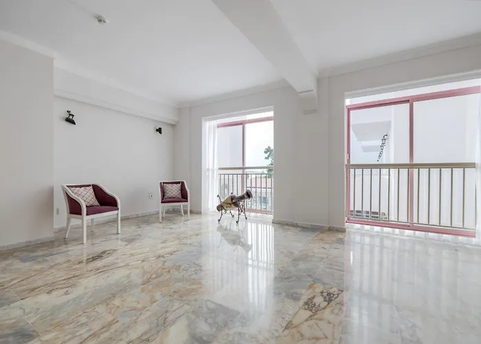 Hanedan 3* Foça